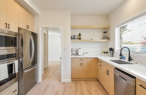 Walnut Valley House | Merced | Modern pool, 13 mi to Disney, sleeps 12