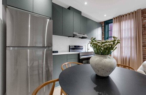 Cite Multimedia Apartment | Mercer-1 Bedroom+Sofa Bed-Free parking