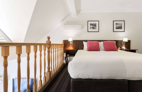 Braddon Hotel | Mercure Canberra