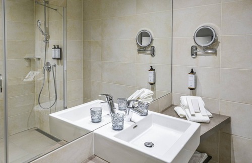 Meyrin Hotel | Mercure Geneva Airport