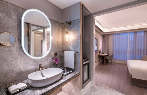 Xuhui Hotel | Mercure Shanghai Xujiahui South