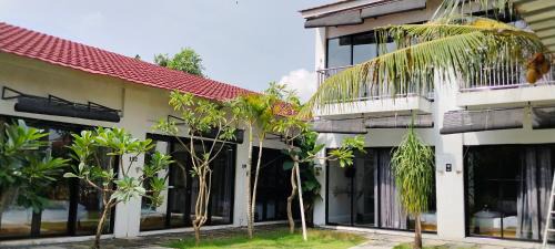 Bandengan Hotel | Mercusuar Resort Jepara