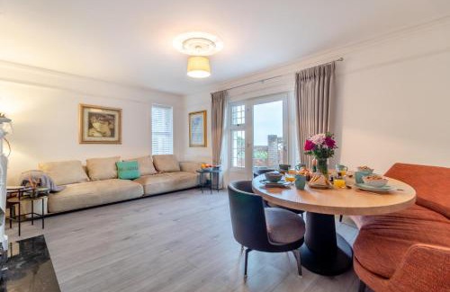 Felixstowe House | Meri Rauha