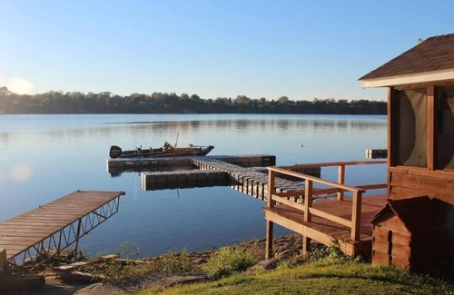 Prince Edward Ski Chalet | Merland Park Cottages - Chalet 8