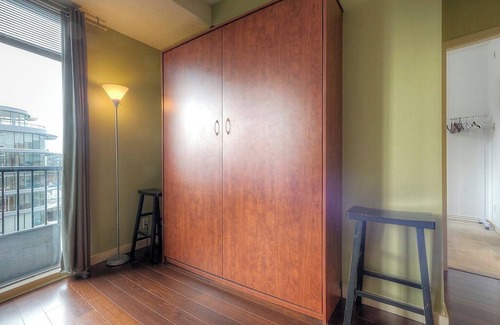 Downtown Victoria Condo | Mermaid Retreat