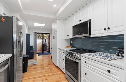 Del Mar Heights Condo | Mermaid's Lookout - Stunning Ocean Views, Great Location, Pet Friendly!
