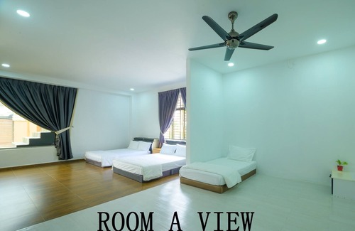 Mersing Hotel | MERSING MAPLE VILLA, NEAR TIOMAN ISLAND JETTY