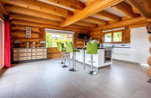 Xonrupt-Longemer Ski Chalet | Merveille Architectural en Rondins, Chalet Whistler