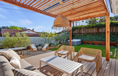 Campanil House | Mesa Beach Escape: Close to the Beach with Hot Tub