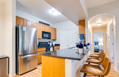 Parkwood Ranch Condo | Mesa Para Ti! Heated Pools, Garage And More!