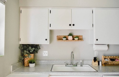 College Station Apartment | Mesa Verde: Great Location/Comfy King Beds