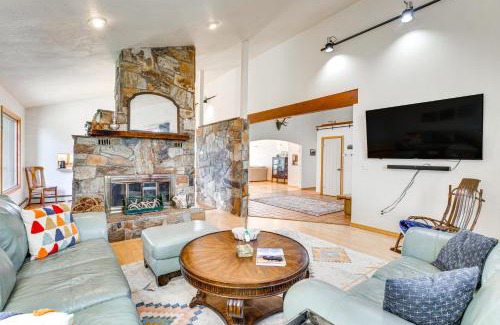 Palisade House | Mesa View House with Hot Tub Walk to Winery!