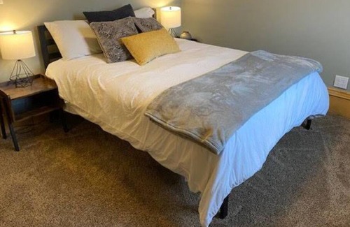 Observation Hill Condo | Mesaba 1B | Lake View Condo