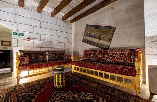 Cavusin Hotel | Mesken Cave Suites