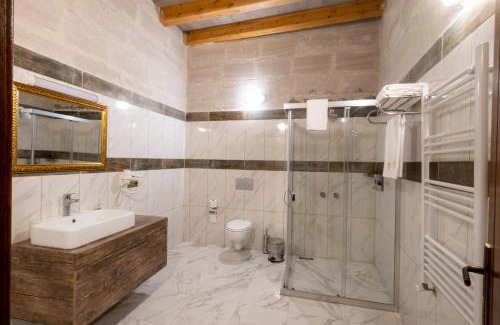 Cavusin Hotel | Mesken Cave Suites