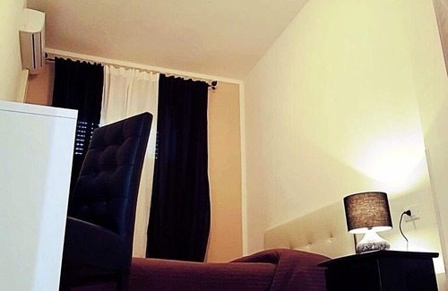 Tuscolano Apartment | METRO FURIO CAMILLO SUPER SPACIOUS APARTMENT-4 PRIVATE ROOMS -4 PRIVATE BATHROOM