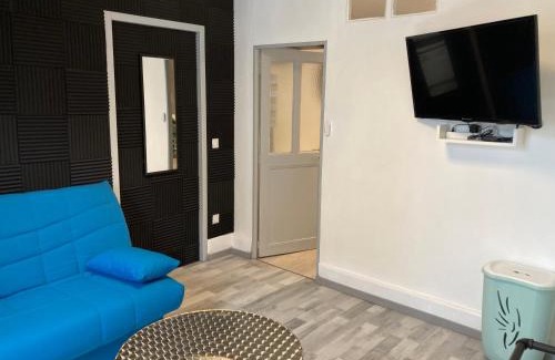 Ouzouer-sur-Loire Apartment | Meublé F2 au RDC