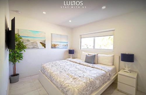 Ludlam House | Miami Bliss - Blue Lagoon Haven L18
