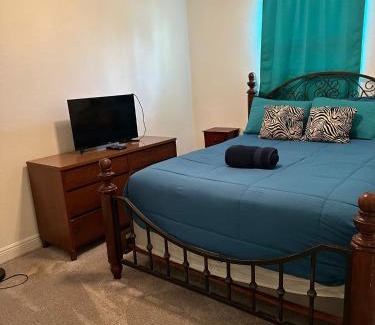 Miramar House | Miami Fort Lauderdale Vacation Rooms