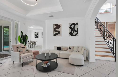 The Hammocks House | Miami home -15min from Kendall Exec Airport - Pool