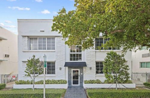 North Beach Apartment | Miami Vibes 1BR Oceanfront 6 Guests