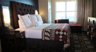 Tamiami Resort | Miccosukee Casino & Resort