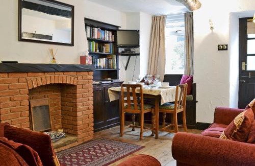 Castleton House | Michill Cottage