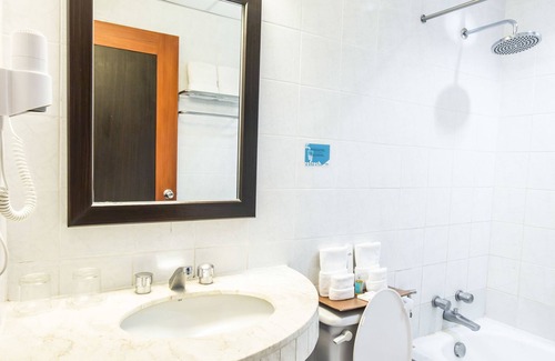 Santo Tomas Hotel | Microtel by Wyndham Batangas