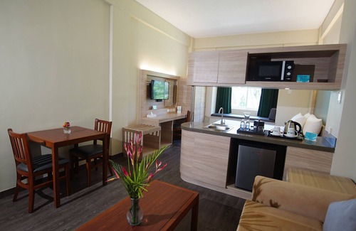 Tarlac Hotel | Microtel by Wyndham Tarlac