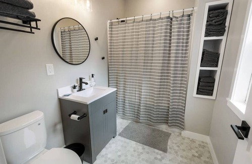 Sioux Falls Apartment | Mid-Century Connection | Nestled Amid Universities