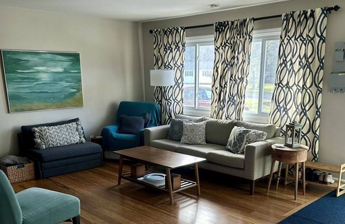 Pittsford House | Mid-century Mod Abode!