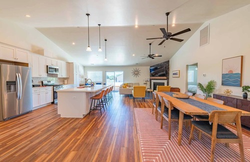 Paso Robles House | Mid-Century Mod Ranch in Wine Country!