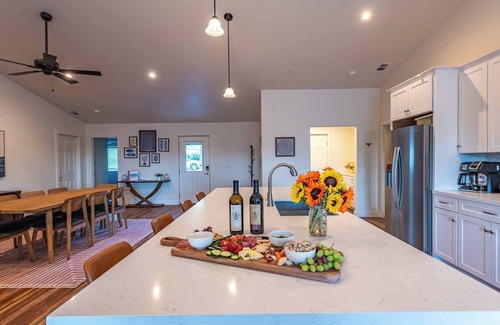 Paso Robles House | Mid-Century Mod Ranch in Wine Country!