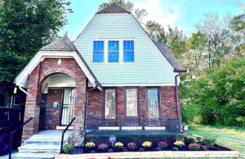 Detroit House | Mid-Century Tudor in Detroit