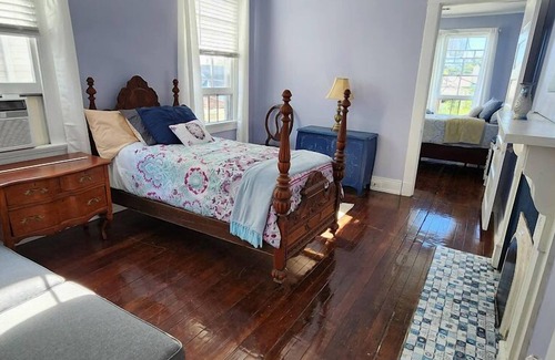 Mid-City House | Mid-City Furnished Townhome, walk to Canal St Close to City Park and restaurants