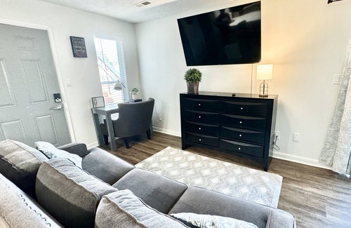 Huntsville Apartment | Mid city huntsvegas studio #2