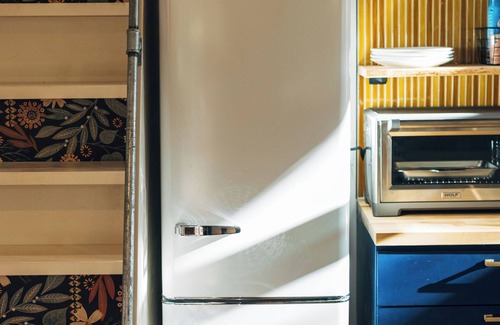 Dahlonega Cabin | Mid-Mod Tiny House in Dahlonega