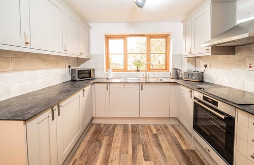 Didcot House | Middle Ashbrook - up to 6 bed - 3.5 bathrooms