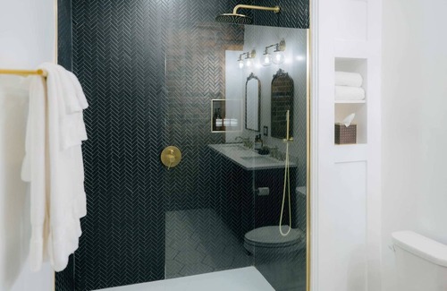 Madison Hotel | Midnight on Main Suite 203 at The Chandler Hotel