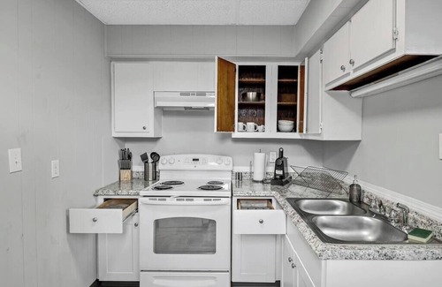 Harrisburg - Hershey Apartment | Midtown 1BR: Downtown HBG Hub