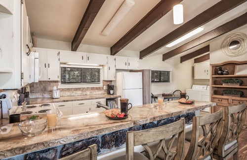 Ruidoso Condo | Midtown Condo great views- Game Room - Sleeps 8+