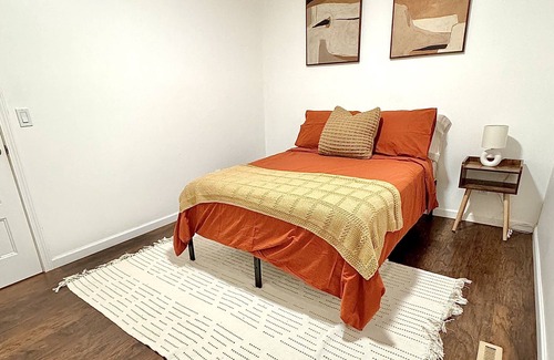 Powderhorn House | Midtown Mini Hideaway: NEW LISTING! nCozy House/Free parking/Fast Wifi