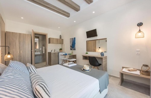 Agkisaras Apartment | Mikes Beach Lux