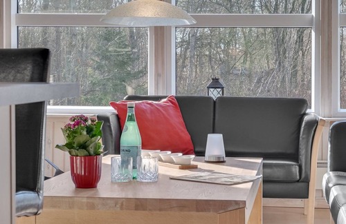 Hou House | "Mikko" - 2.2km from the sea by Interhome