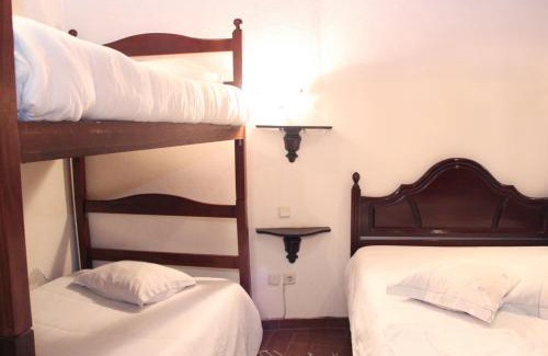Covilha House | Mikotania