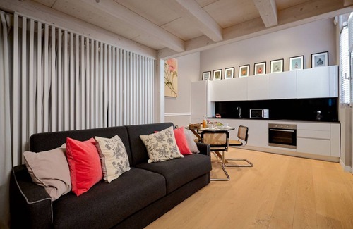 Chinatown Apartment | Milan Style-Hosted by Sweetstay