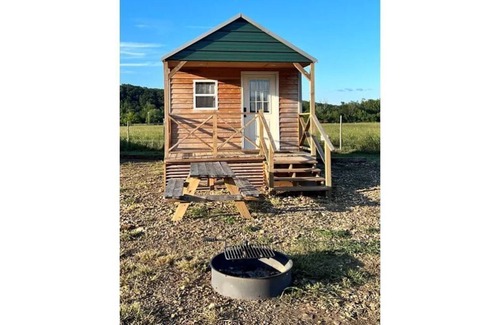 Elkins Cabin | Mill Creek Outfitters Bunk Cabin B