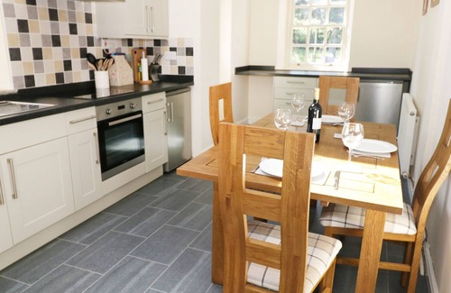 Fourstones Near Bentham Cottage | MILL DAM FARM COTTAGE, pet friendly, with open fire in High Bentham