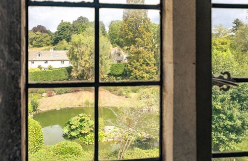 Stroud Apartment | Mill House & Cottage - 2 Beautiful Homes on The Cotswold Way