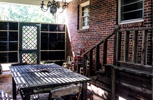 Demorest Cottage | Mill house offers comfort, and charm